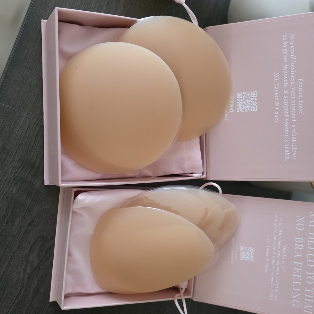 Pink Bra - Picture 3 of 3